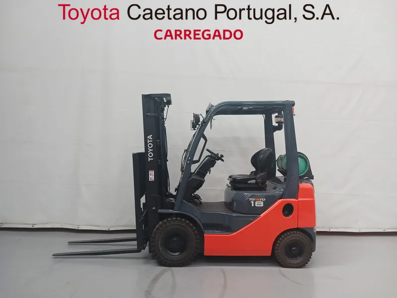 Empilhador Gás – 02-8FGF18 – 33479